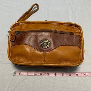 Land Leather Wristlet Wallet With Multiple Compartments & Zippers